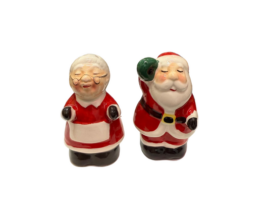 Salt & Pepper Mr & Mrs Claus S/2