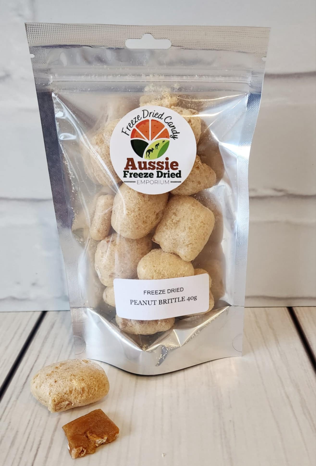 FREEZE DRIED PEANUT BRITTLE